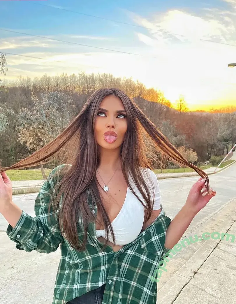 beatrix ramosaj nude photo #0125 (beatrixramosaj)