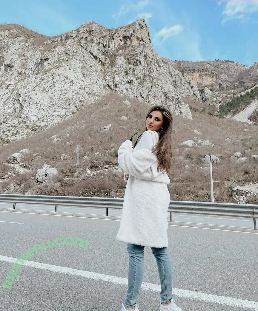 beatrix ramosaj nude photo #0131 (beatrixramosaj)