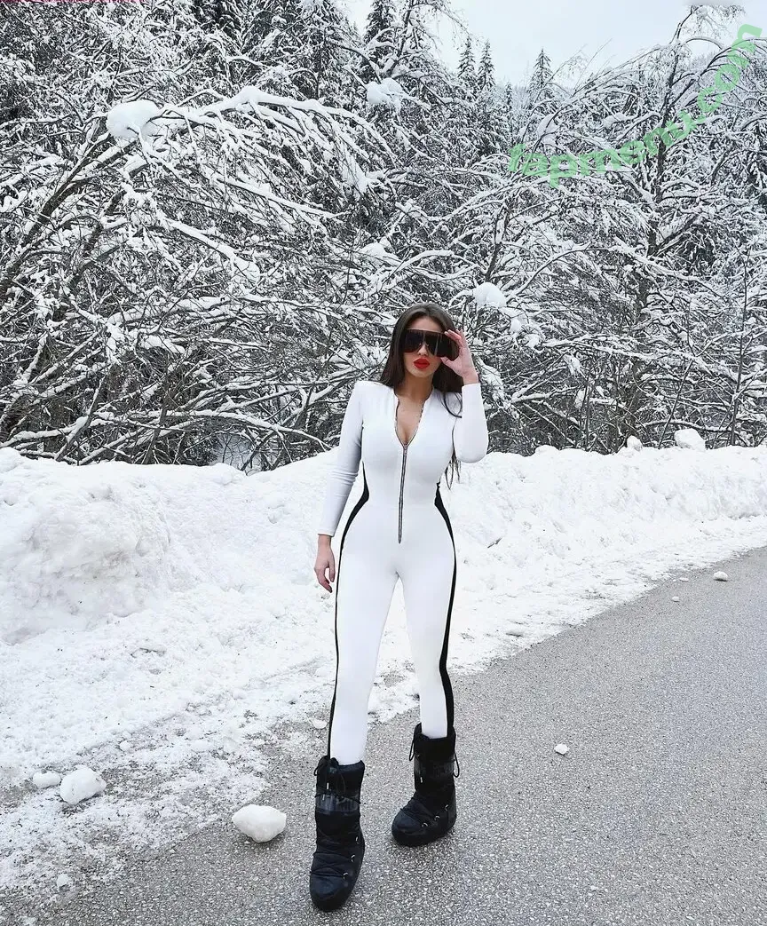 beatrix ramosaj nude photo #0163 (beatrixramosaj)