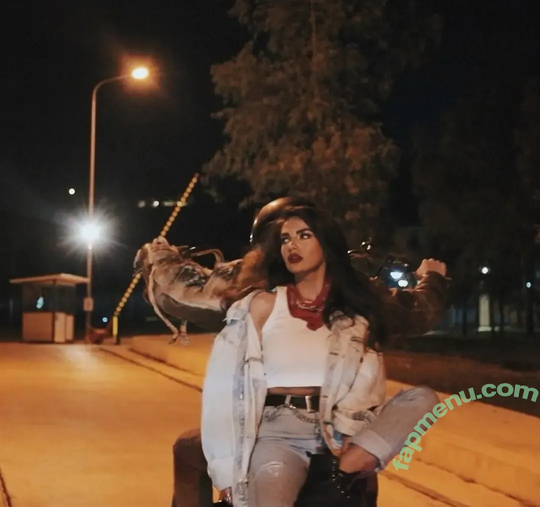 beatrix ramosaj nude photo #0175 (beatrixramosaj)