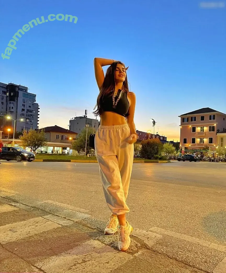 beatrix ramosaj nude photo #0203 (beatrixramosaj)