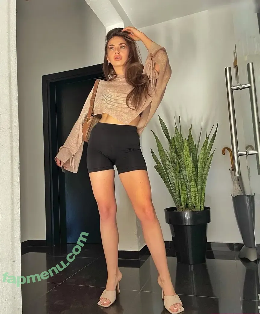 beatrix ramosaj nude photo #0208 (beatrixramosaj)