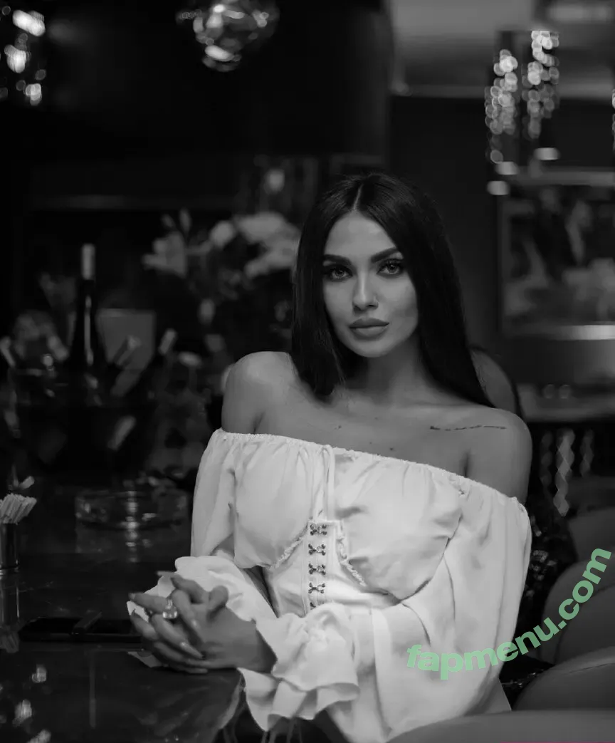 beatrix ramosaj nude photo #0216 (beatrixramosaj)