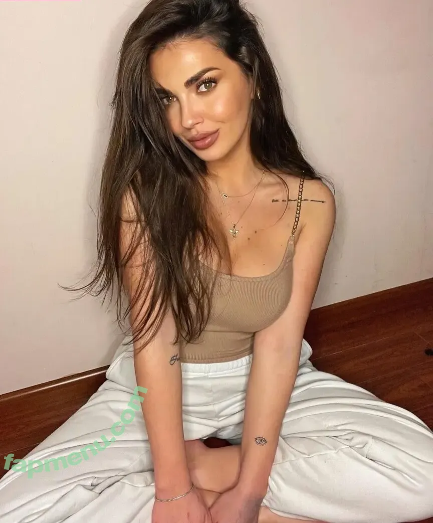 beatrix ramosaj nude photo #0236 (beatrixramosaj)