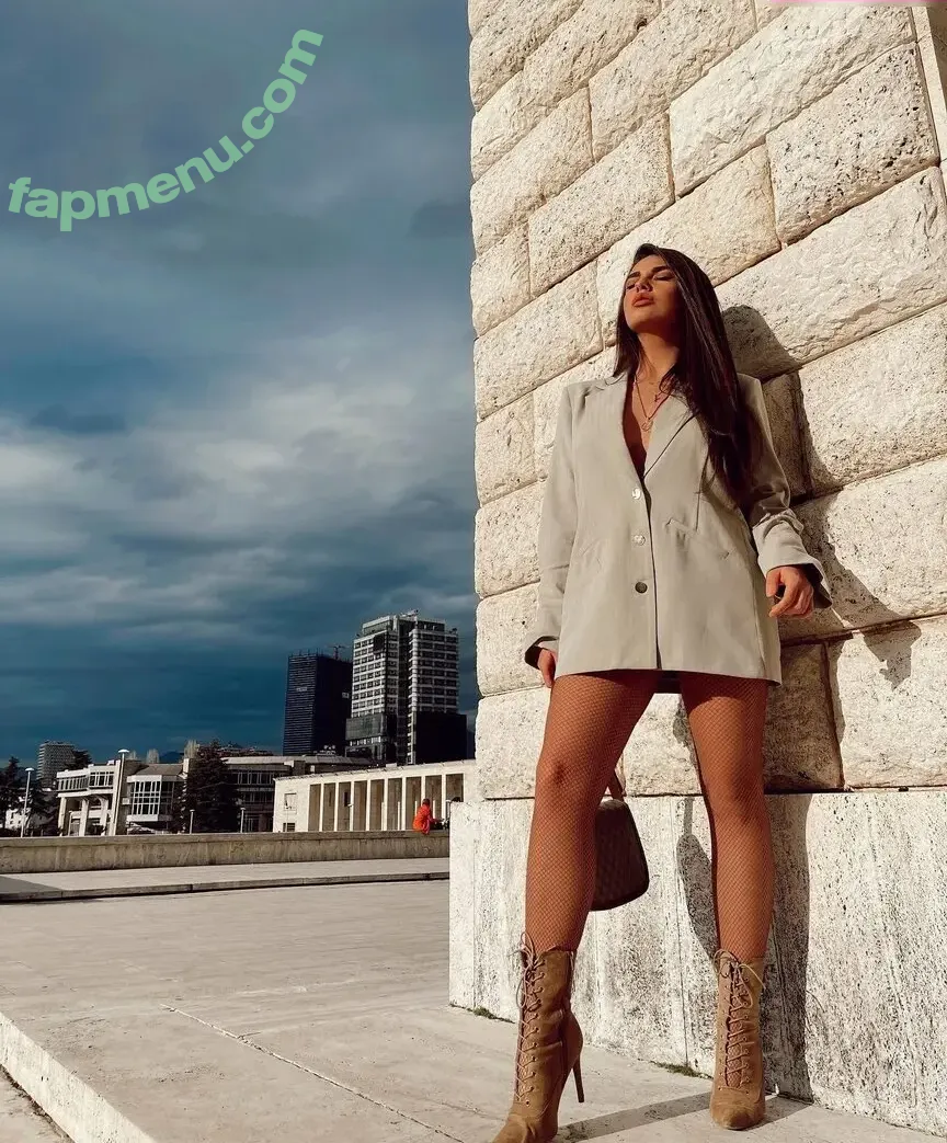 beatrix ramosaj nude photo #0247 (beatrixramosaj)