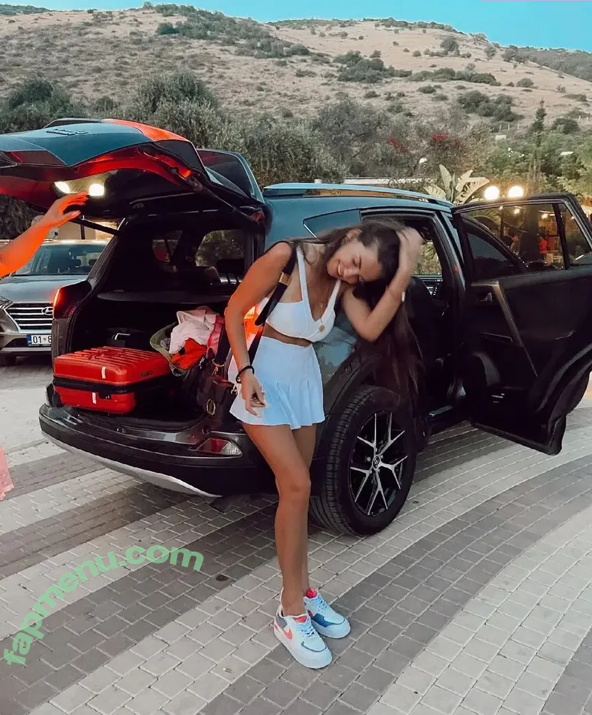 beatrix ramosaj nude photo #0293 (beatrixramosaj)