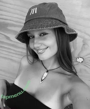 Beatriz Castilho / bfccastilho nude photo #0048