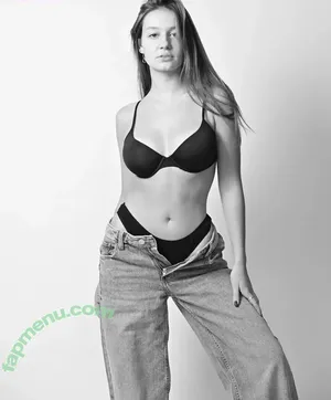 Beatriz Castilho / bfccastilho nude photo #0053