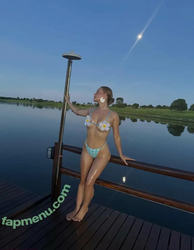 Beatriz Reis nude photo #0142 (BeatrizRBrasil / Ex-BBB / beatrizreisbrasil)