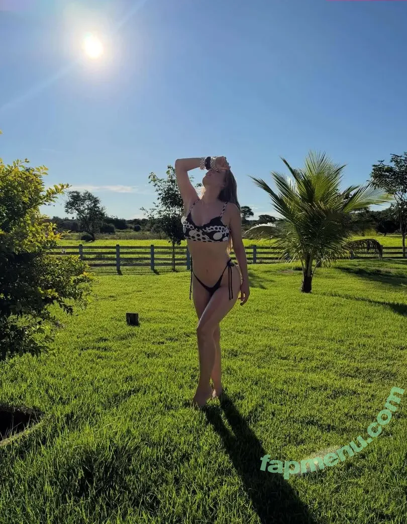 Beatriz Reis nude photo #0148 (BeatrizRBrasil / Ex-BBB / beatrizreisbrasil)