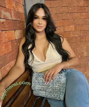 Beatriz Soares / biapretaa nude photo #0042