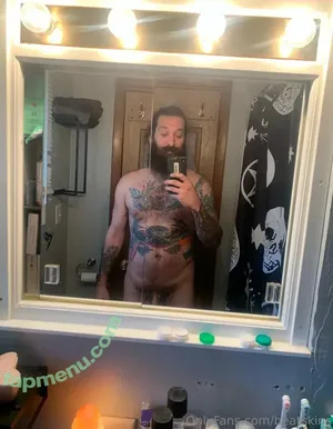 beatskins / thebearskinsband nude photo #0012