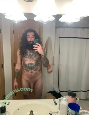 beatskins / thebearskinsband nude photo #0030