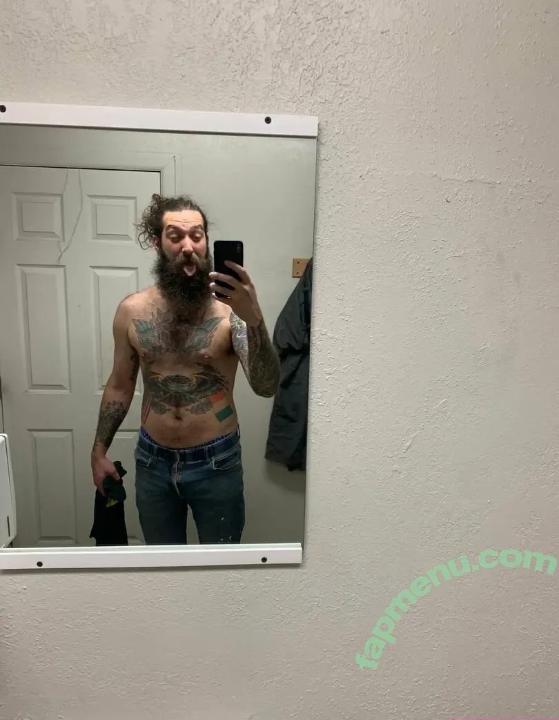 beatskins nude photo #0011 (thebearskinsband)