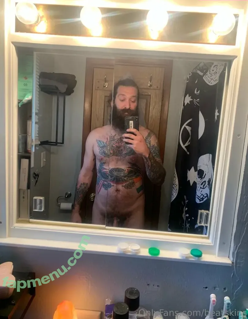 beatskins nude photo #0012 (thebearskinsband)