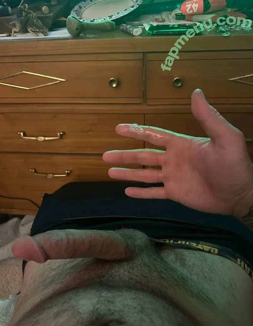 beatskins nude photo #0021 (thebearskinsband)