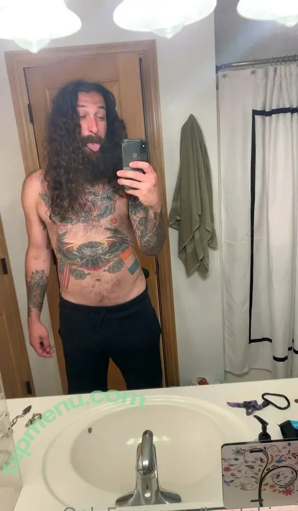 beatskins nude photo #0028 (thebearskinsband)