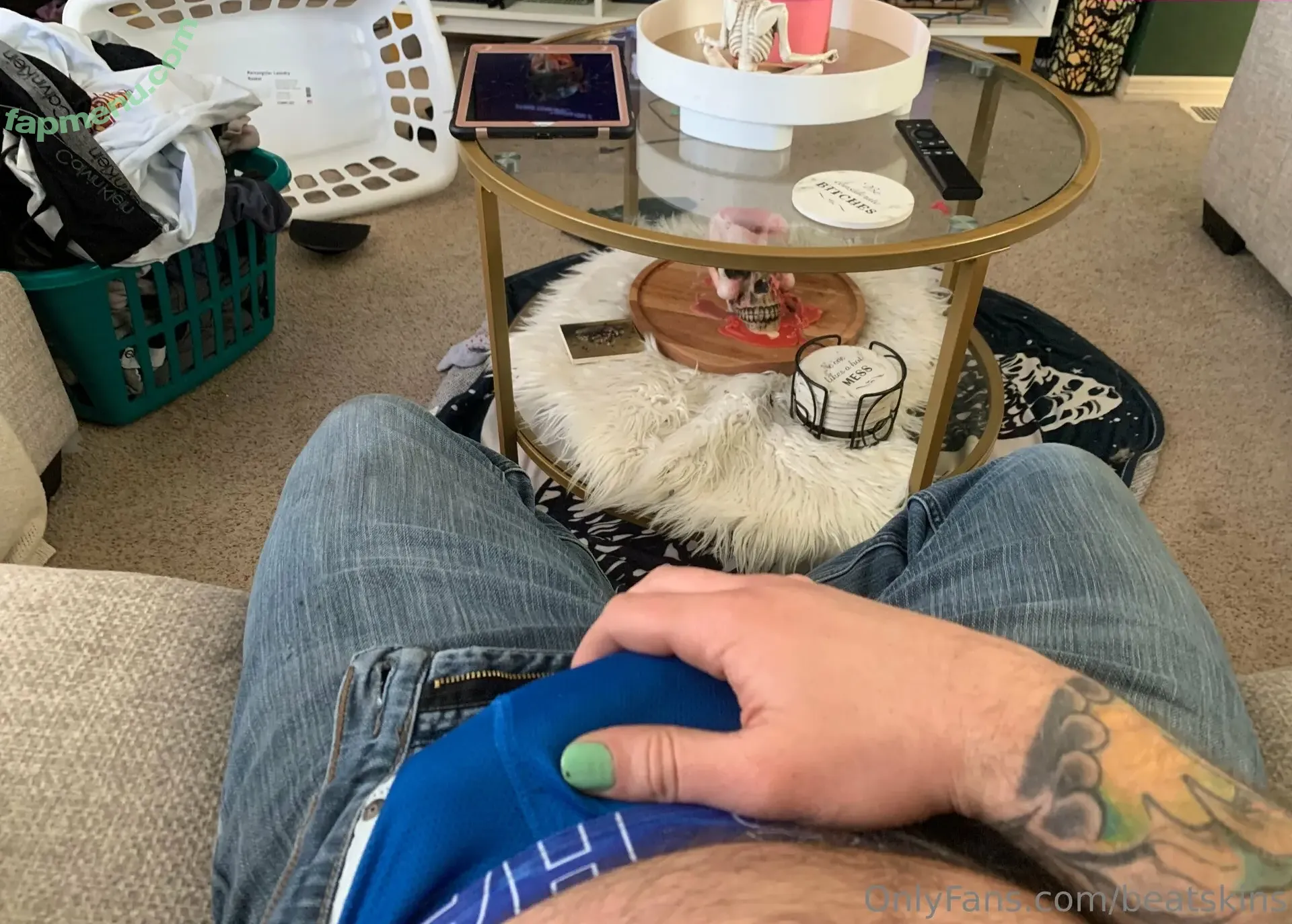 beatskins nude photo #0033 (thebearskinsband)