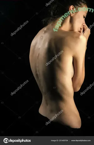  nude photo #0001