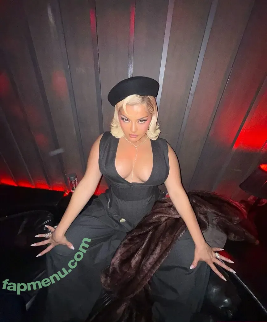 Bebe Rexha nude photo #0831 (beberexha / skylinevexx)