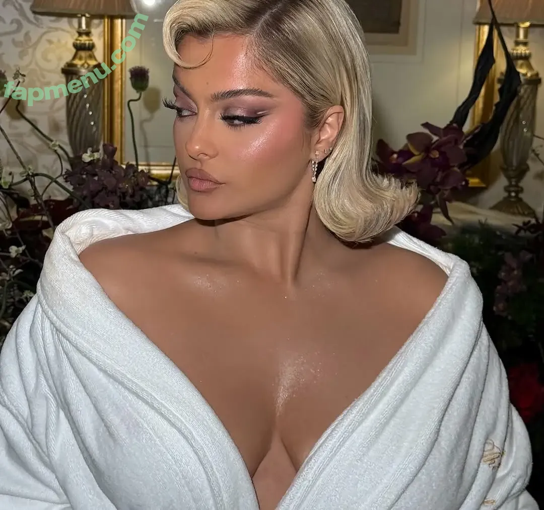Bebe Rexha nude photo #0868 (beberexha / skylinevexx)