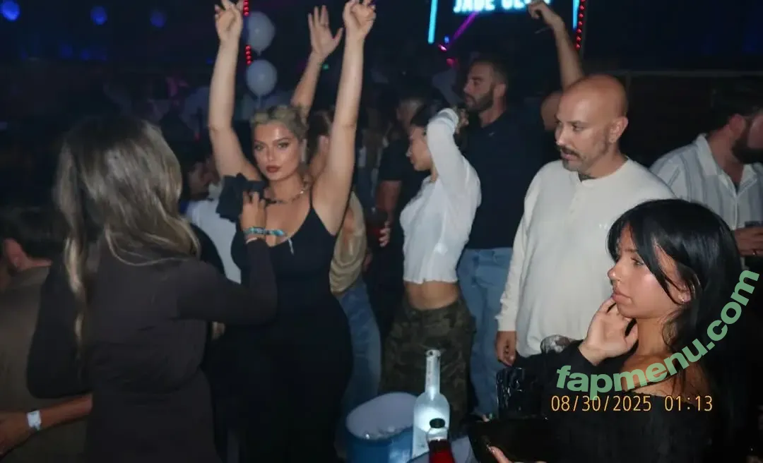 Bebe Rexha nude photo #0987 (beberexha / skylinevexx)
