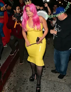 Bebe Rexha / beberexha / skylinevexx nude photo #1051