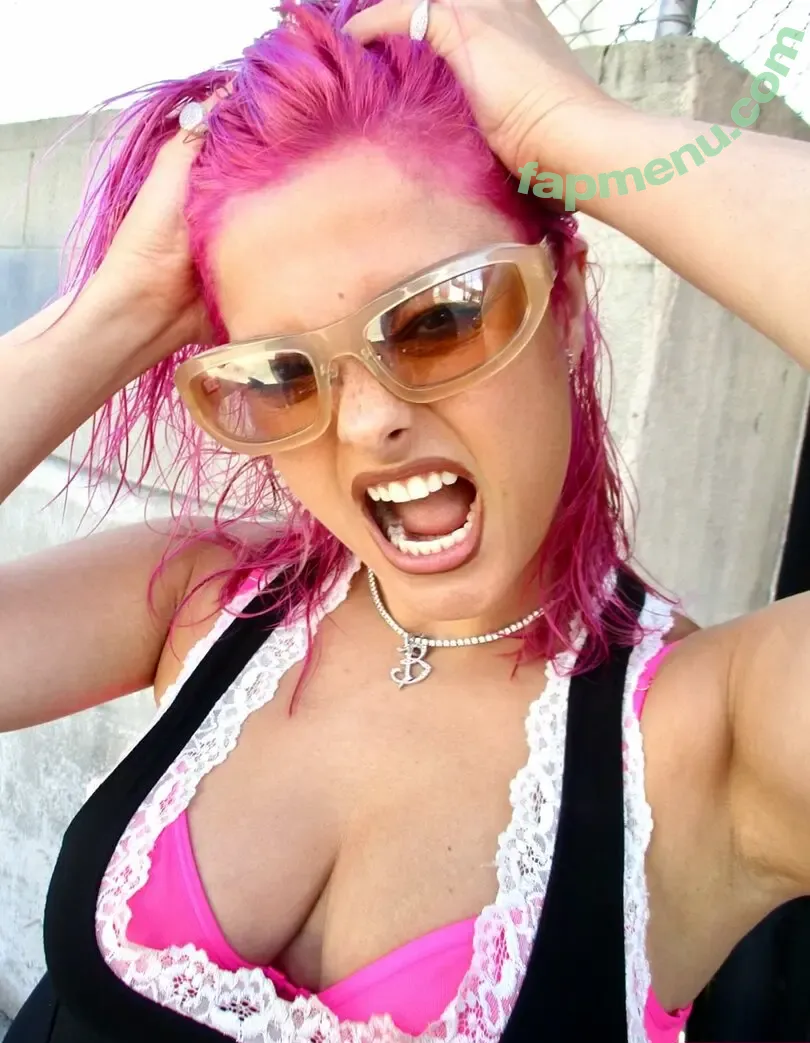 Bebe Rexha nude photo #1004 (beberexha / skylinevexx)