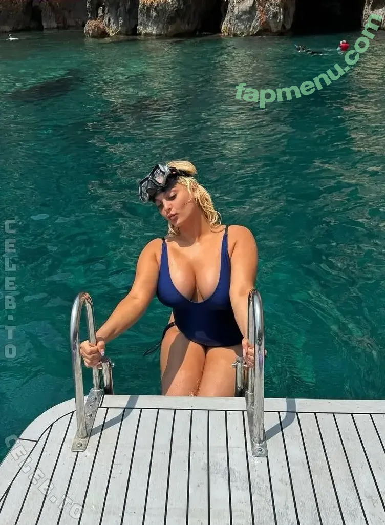 Bebe Rexha nude photo #1064 (beberexha / skylinevexx)