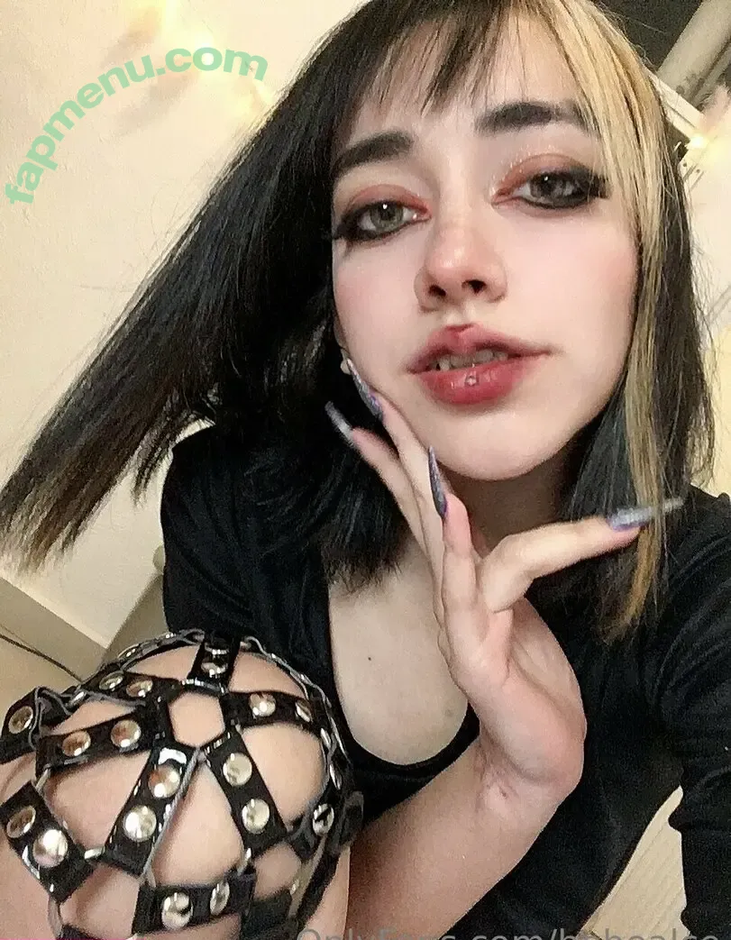 bebealce nude photo #0010 (bebealce)