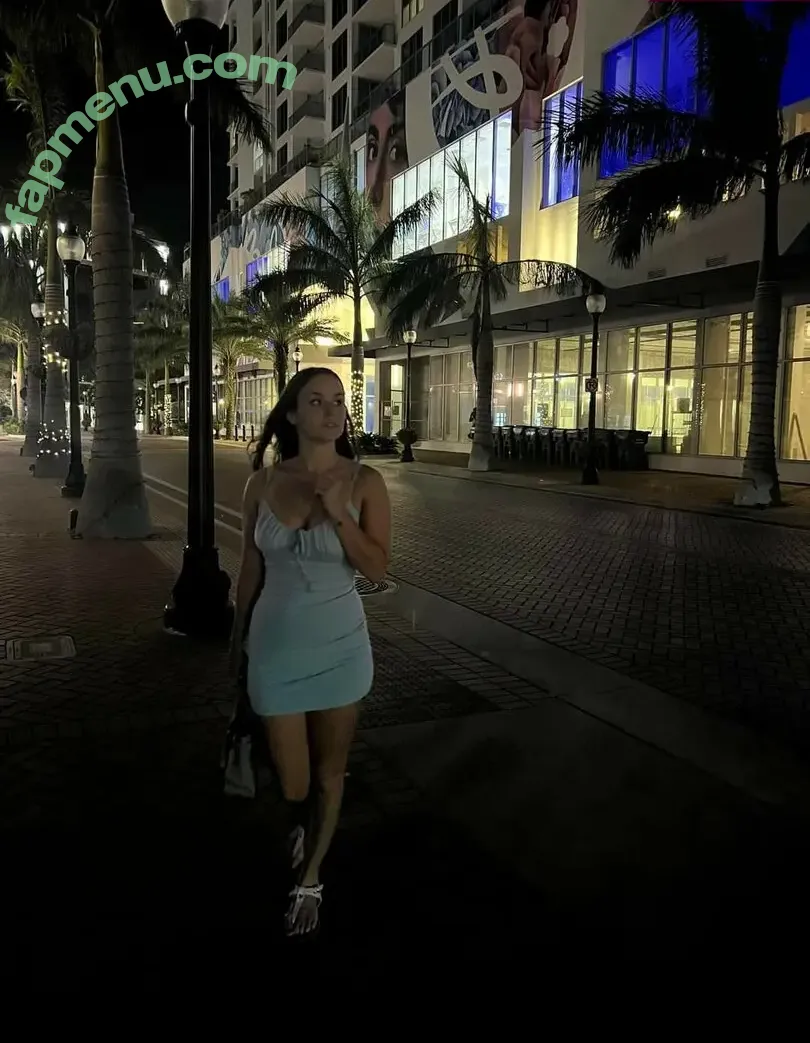 Bebevivika nude photo #0087 (vikababylovecakee)