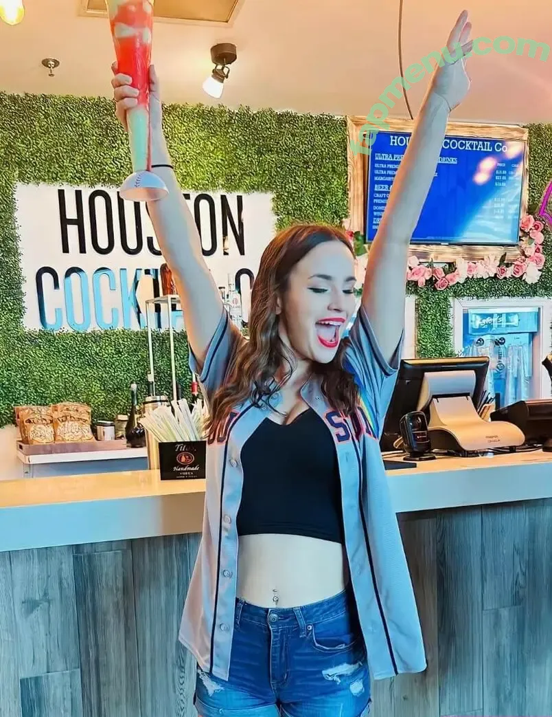 Bebevivika nude photo #0226 (vikababylovecakee)