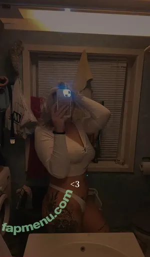  nude photo #0003