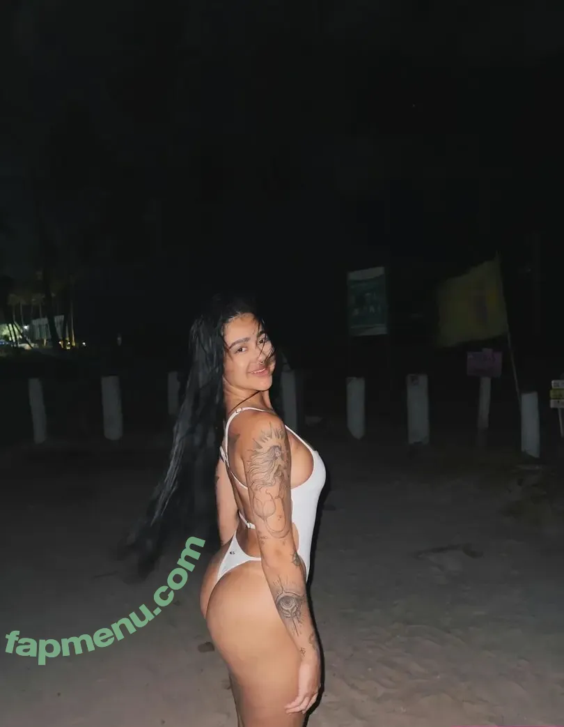 Beca Barreto nude photo #0216 (becaa_barreto)