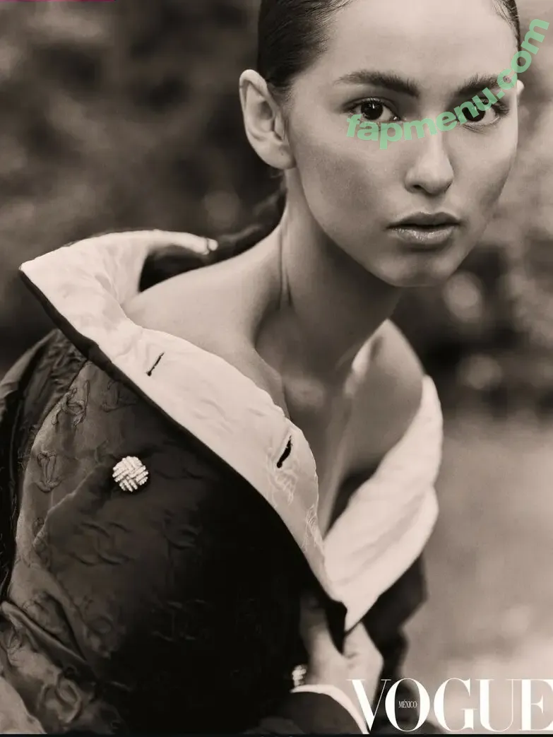 Becamichie nude photo #0021 (Becamichie)