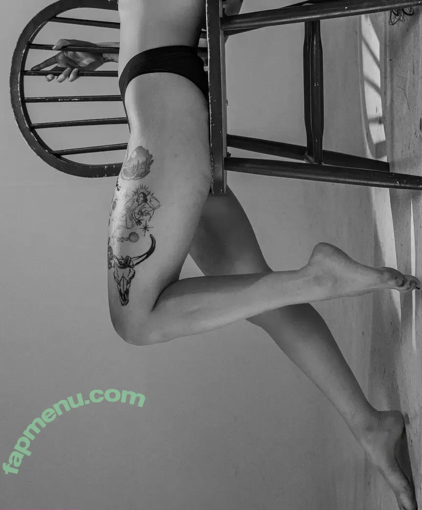 Becca Brown nude photo #0053 (becca_brownn / brown_barbieoxo)