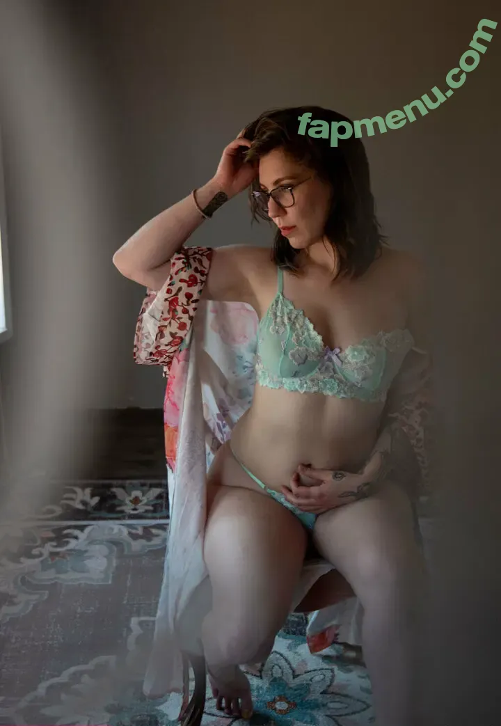 beccabaird nude photo #0020 (beccabairdd)