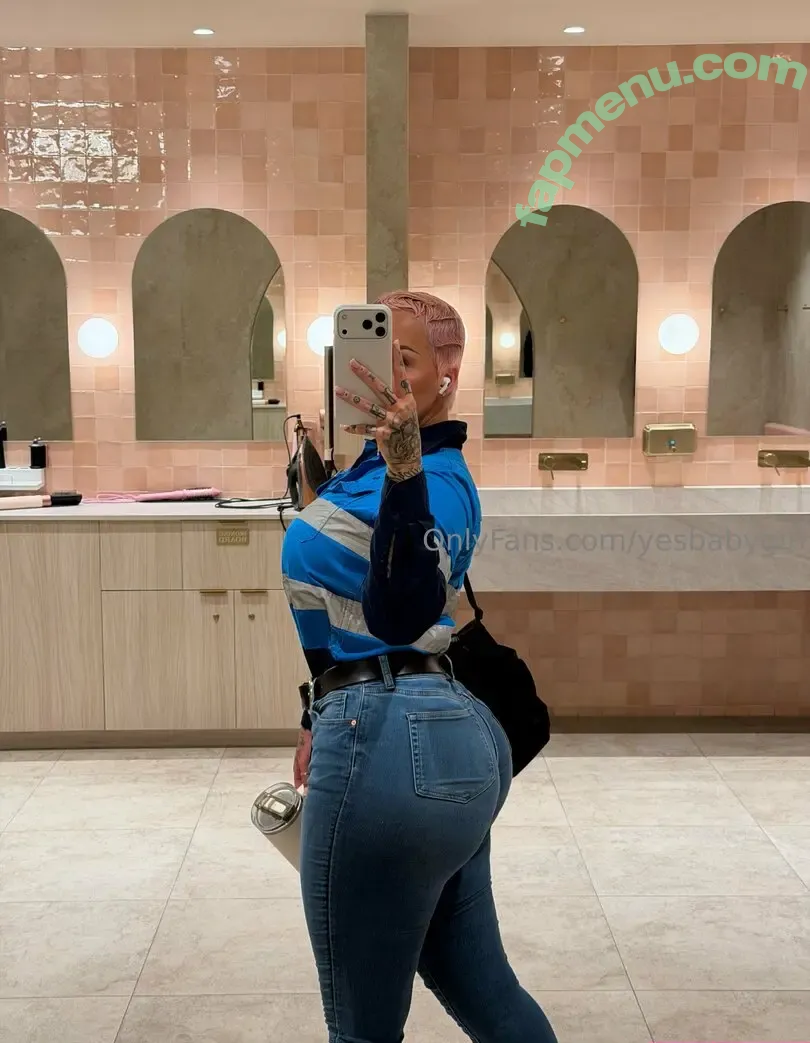 becgorton nude photo #0009 (becgorton_ / yessbabygirll)