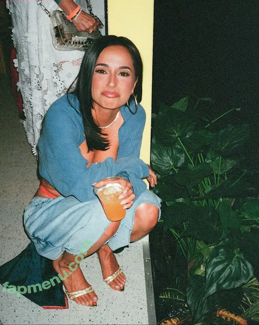 Becky G nude photo #0123 (iambeckyg / missbeckyfeet)