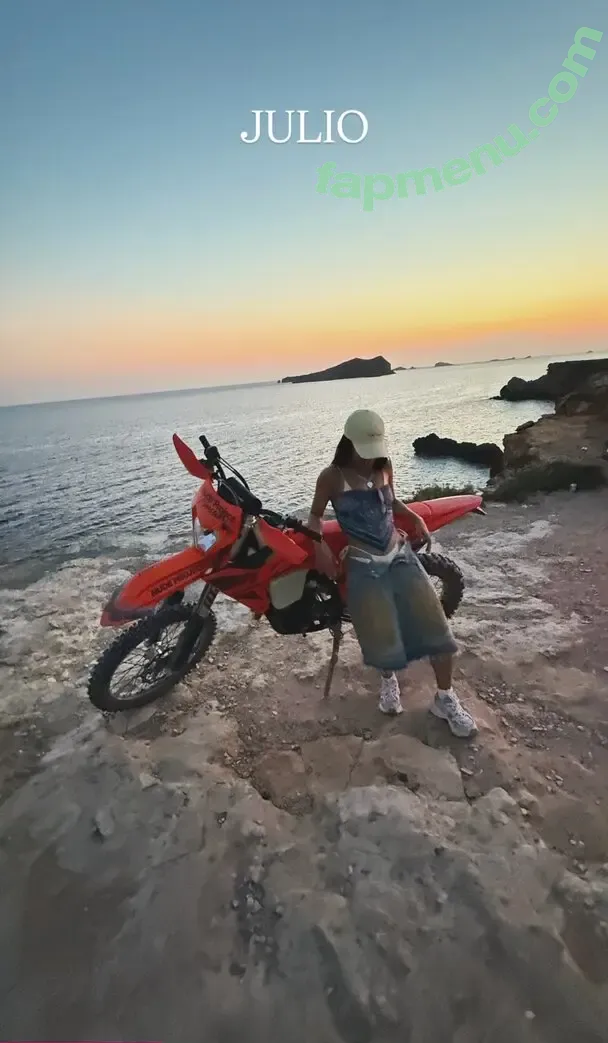 Becky G nude photo #0487 (iambeckyg / missbeckyfeet)