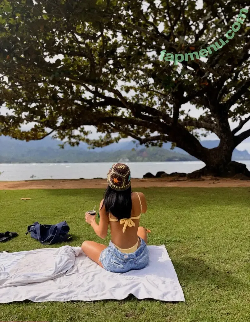 Becky G nude photo #0563 (iambeckyg / missbeckyfeet)