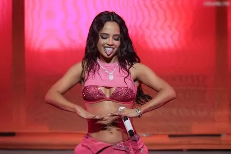 Becky G / Reggaeton singer / iambeckyg / missbeckyfeet nude photo #1108