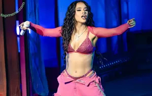 Becky G / Reggaeton singer / iambeckyg / missbeckyfeet nude photo #1776