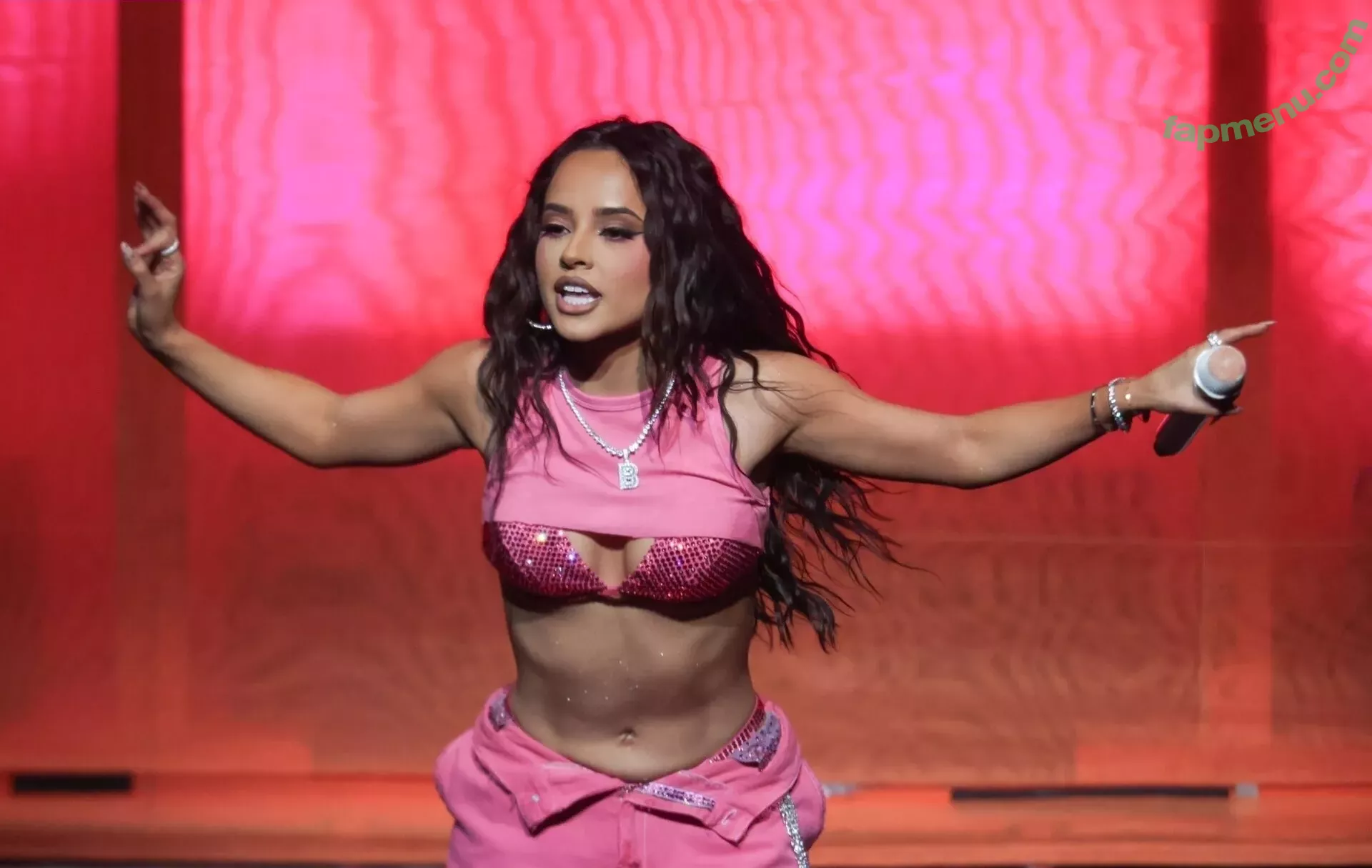 Becky G nude photo #1095 (Reggaeton singer / iambeckyg / missbeckyfeet)
