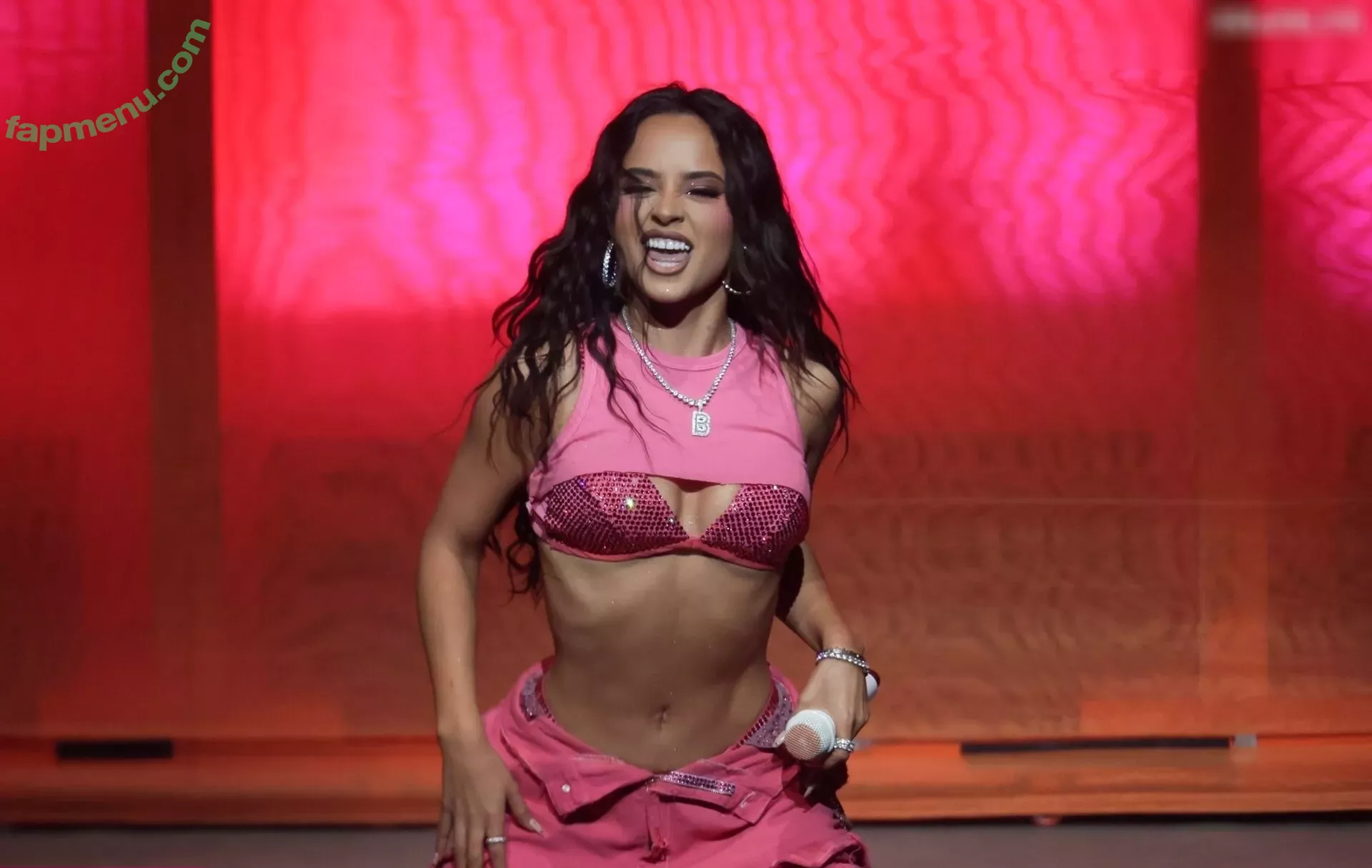Becky G nude photo #1099 (Reggaeton singer / iambeckyg / missbeckyfeet)