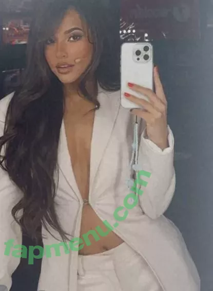 Becky G nude photo #1179 (Reggaeton singer / iambeckyg / missbeckyfeet)