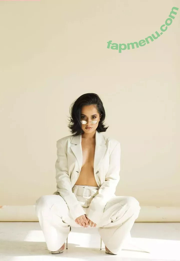 Becky G nude photo #1264 (Reggaeton singer / iambeckyg / missbeckyfeet)