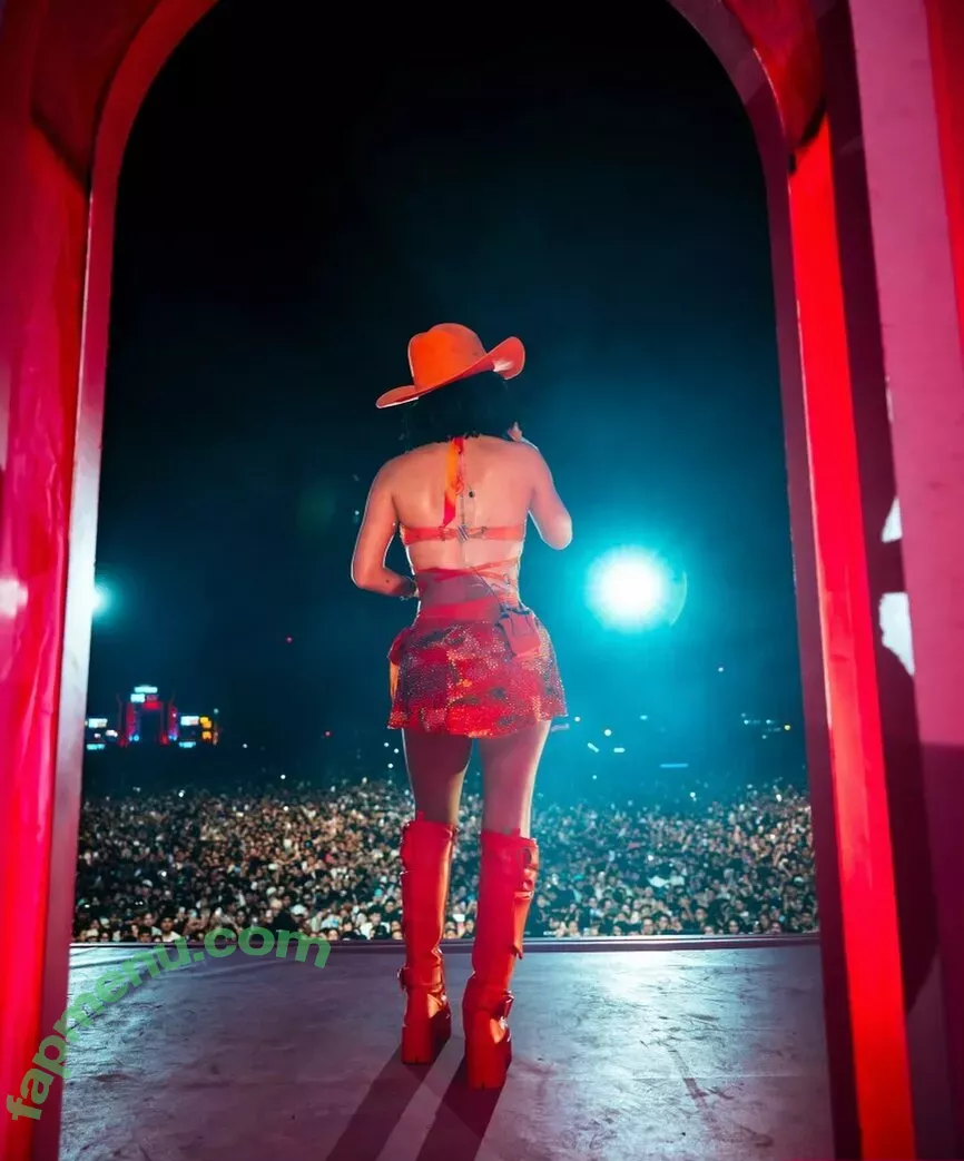 Becky G nude photo #1338 (Reggaeton singer / iambeckyg / missbeckyfeet)