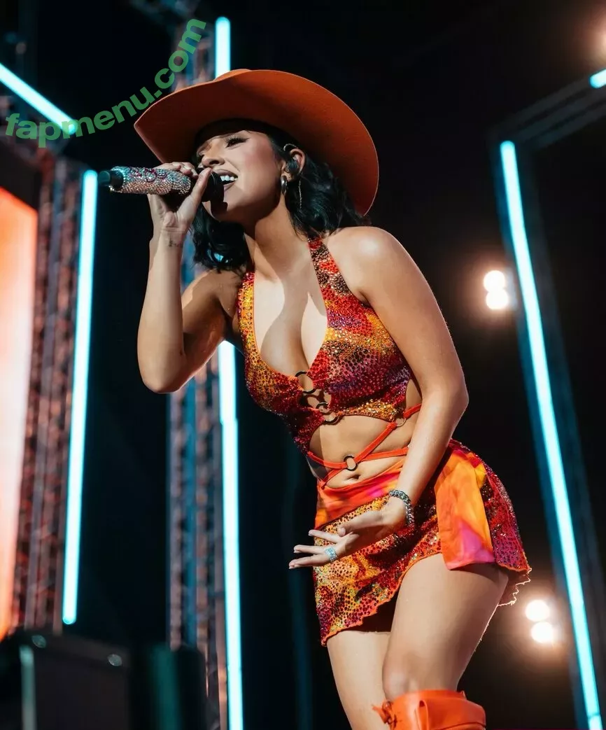 Becky G nude photo #1342 (Reggaeton singer / iambeckyg / missbeckyfeet)