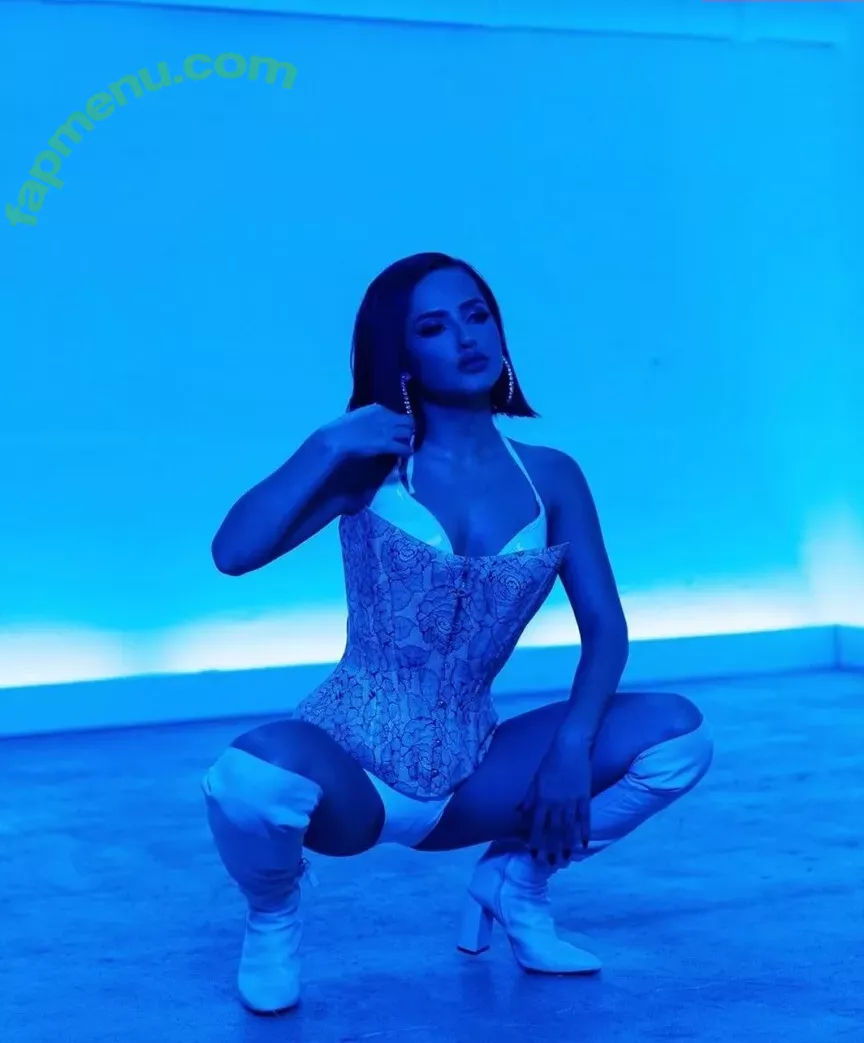 Becky G nude photo #1402 (Reggaeton singer / iambeckyg / missbeckyfeet)